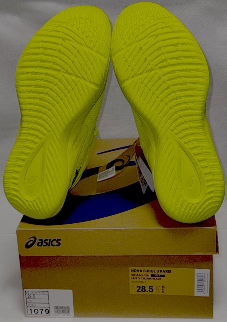 ✨送料込み✨ASICS NOVA SURGE 3 28.5cm
