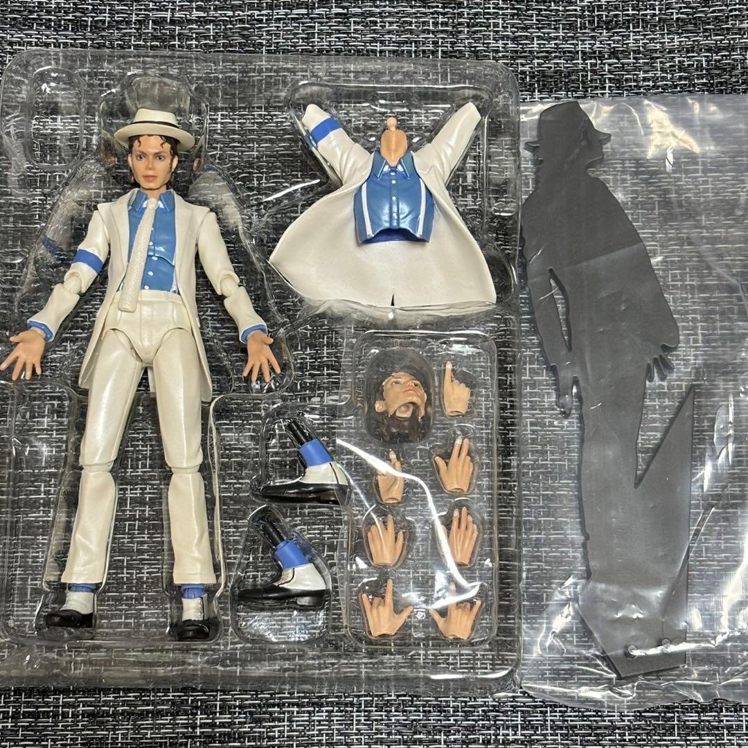 Z*N様 S.H.Figuarts マイケル ジャクソン　フィギュア