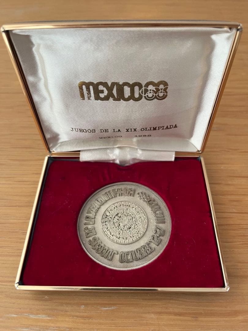 1968年 第19回 メキシコ オリンピック大会記念メダル、925シルバー