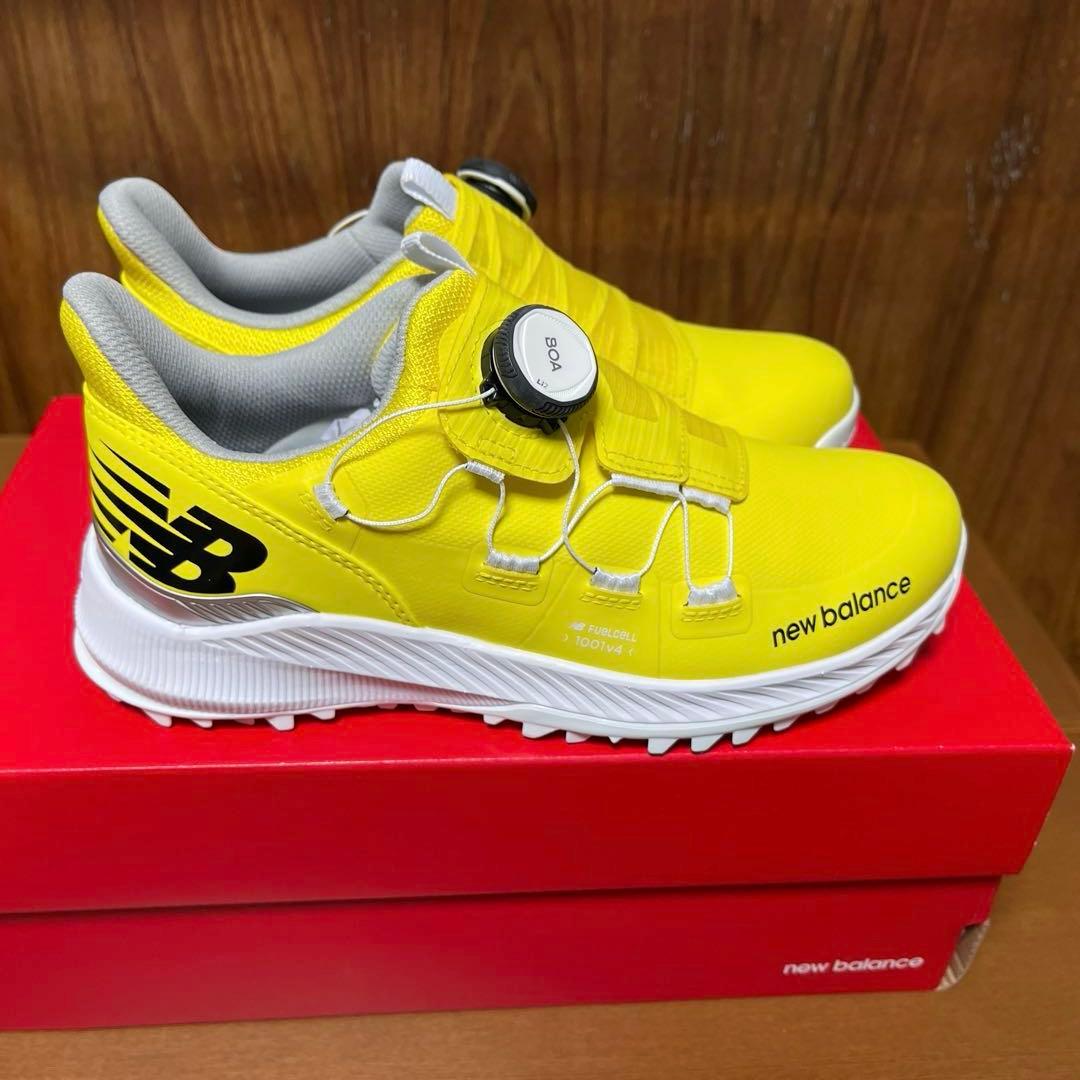 New Balance FuelCell スニーカー 23.0cm イエロー
