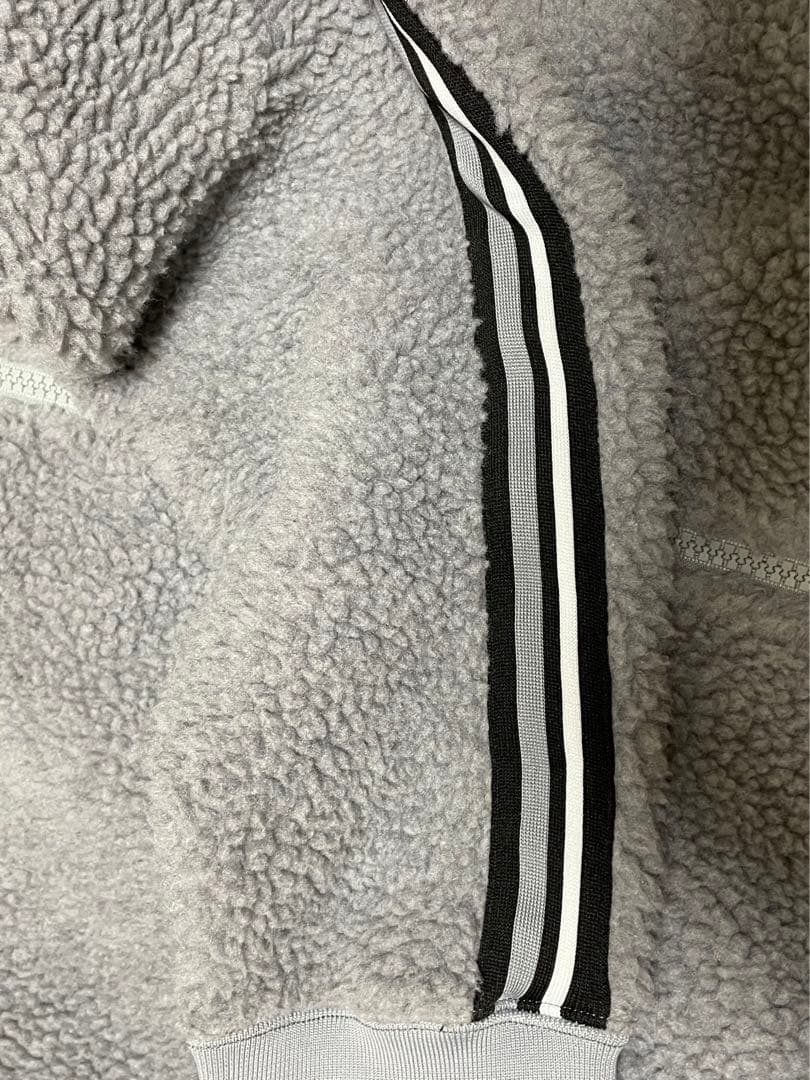 オニツカタイガー グレー フリース ジップアップジャンパー - メルカリ