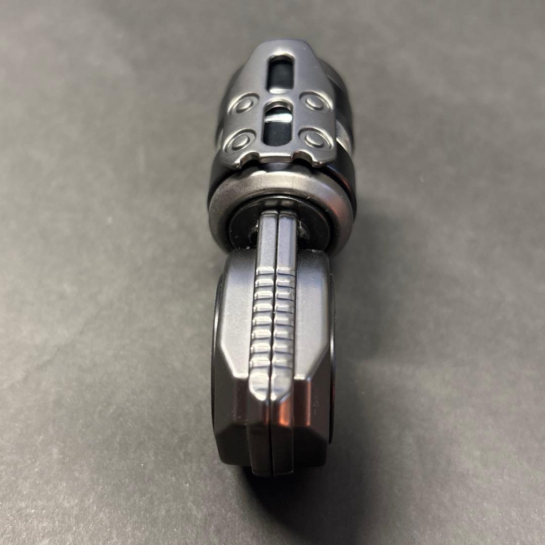 音叉内蔵！ グレネード型 フィジェットトイ EDC ハンドスピナー - メルカリ