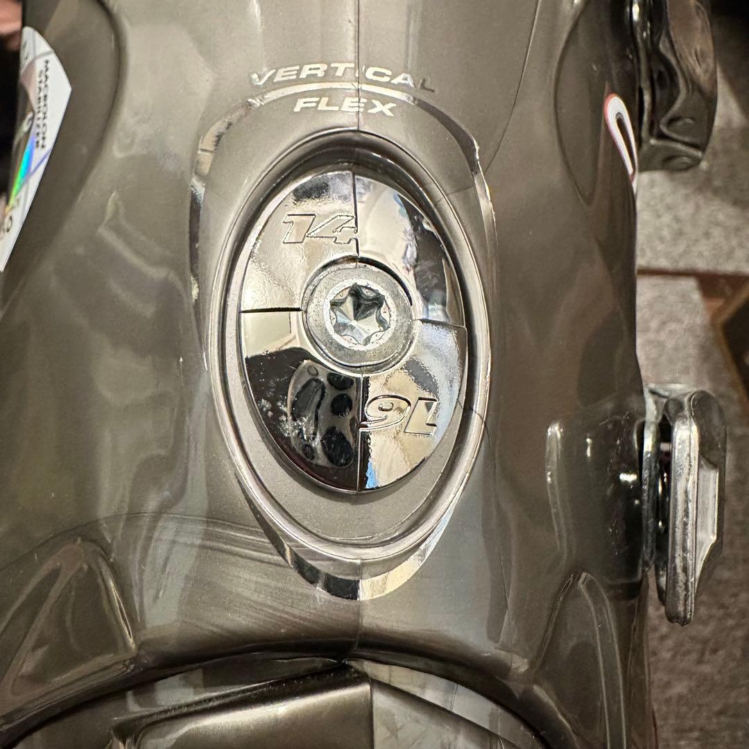 ATOMIC アトミック スキーブーツ 23.5cm