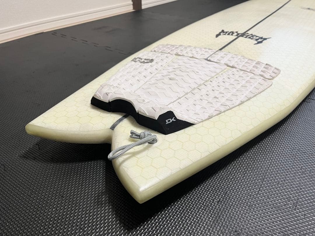 【千葉市引取限定】LIB TECHソードフィッシュ5'8