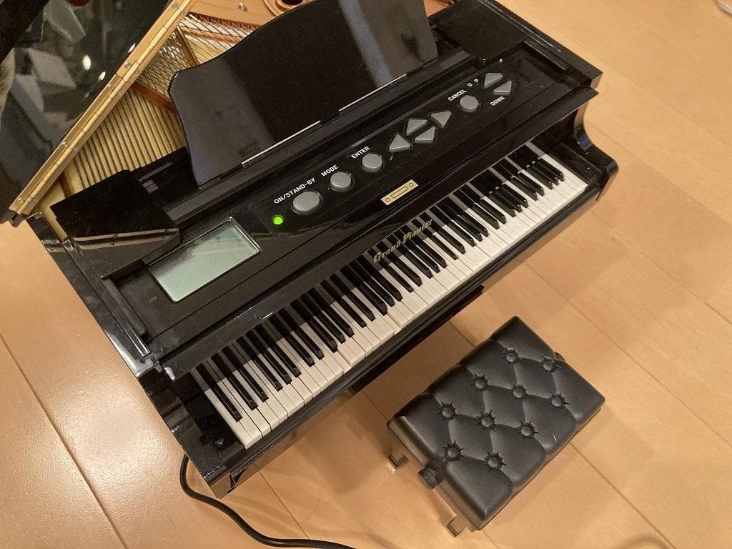 セガトイズ グランドピアニスト Grand Pianist ミニピアノ