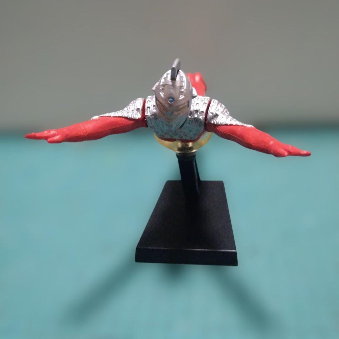 HG ウルトラマン ウルトラマン 飛行ポーズ ウルトラセブン 飛行ポーズ