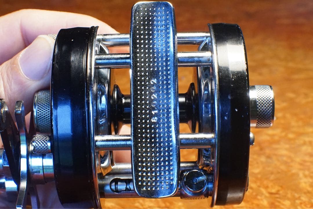 ABU アンバサダー 5001 C メンテ済 フレーム修正済 - メルカリ