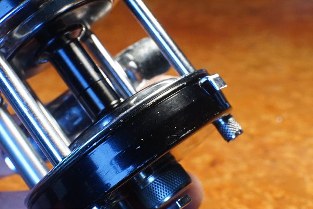 ABU アンバサダー 5001 C メンテ済 フレーム修正済 - メルカリ