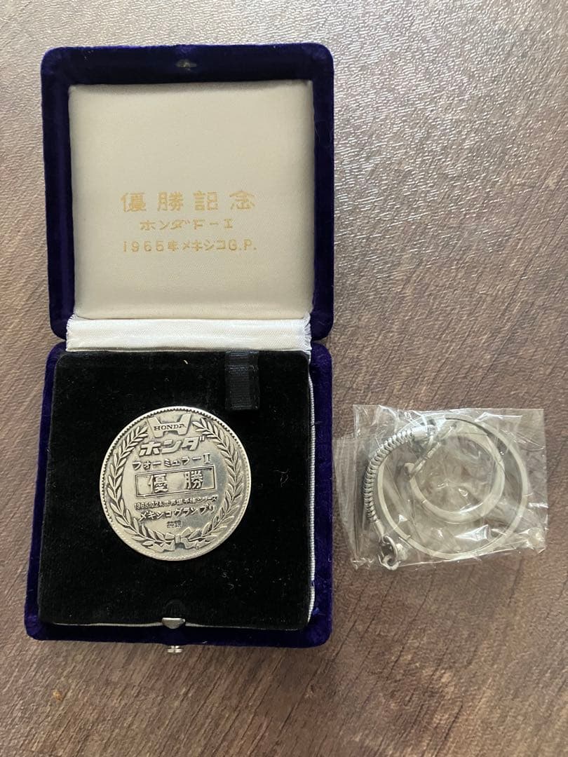 ホンダ1965年メキシコGP優勝記念純銀メダル - メルカリ