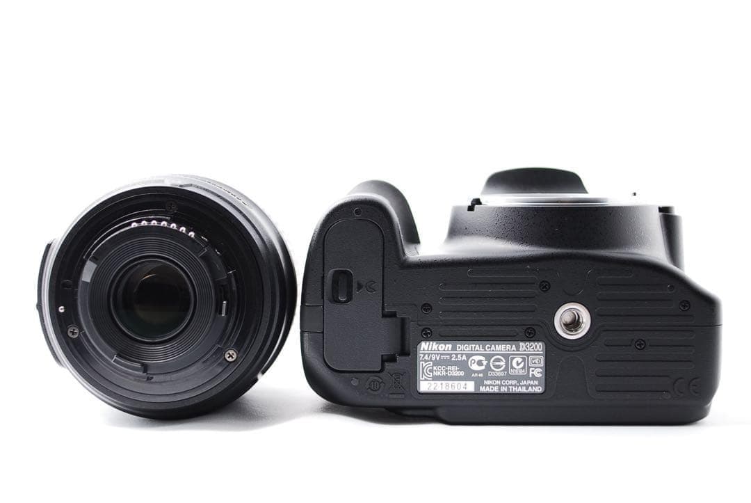 ショット数4224回✨Nikon D3200✨デジタル一眼レフ✨付属品多数