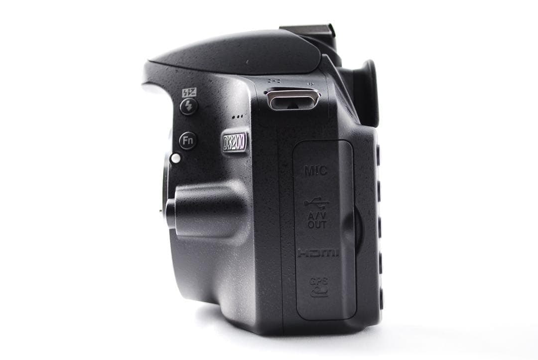 ショット数4224回✨Nikon D3200✨デジタル一眼レフ✨付属品多数