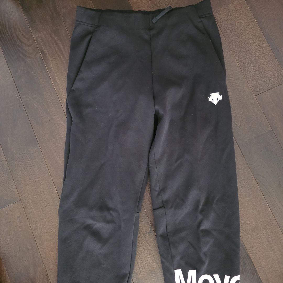 S.F.TECH フード付きジャージ上下セット 黒　DESCENTE　試着のみ