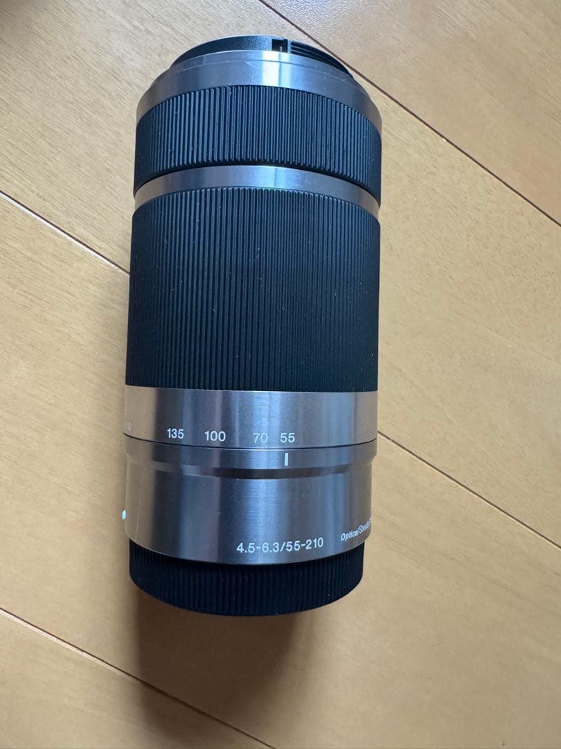 SONY E 55-210mm f/4.5-6.3 OSS ズームレンズ