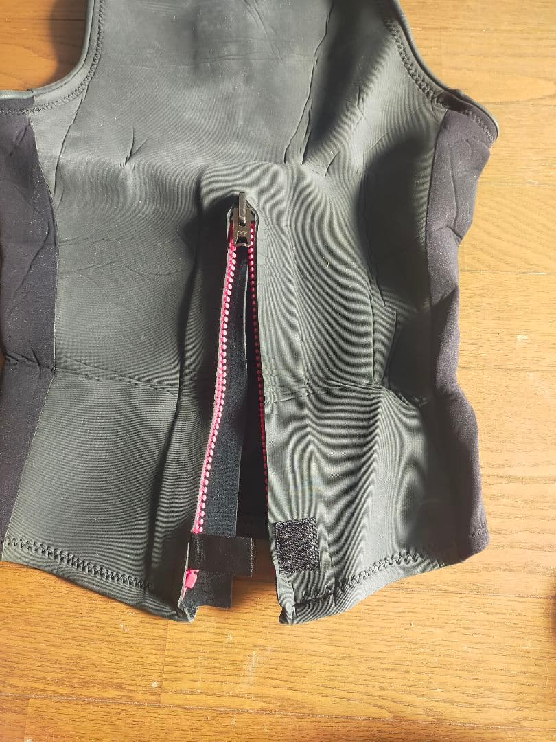 パタゴニア patagonia ウェットスーツベスト 黒 タッパー ウエット