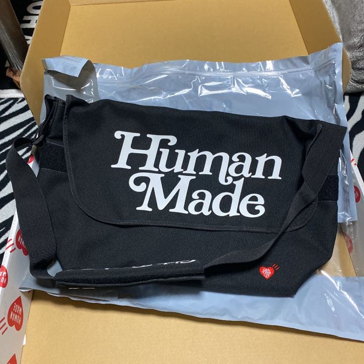 humanmade Girls Dont Cry コラボ メッセンジャーバック - メルカリ