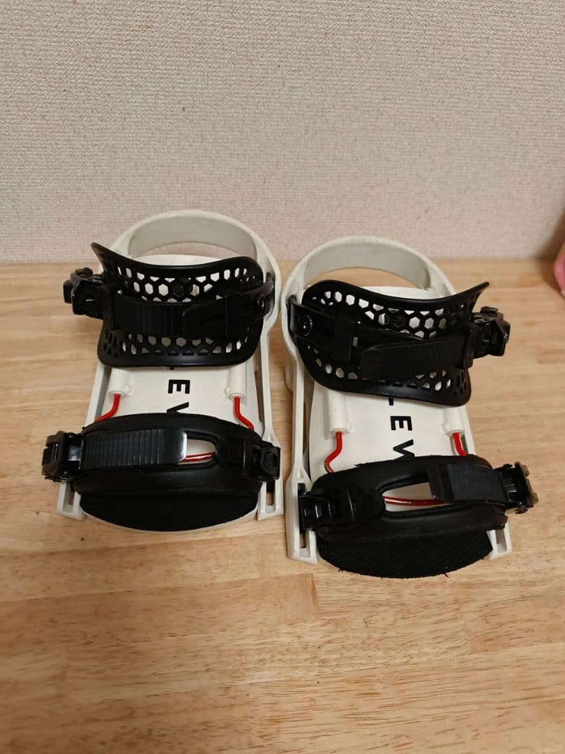 CLEW スノーボードビンディング Mサイズ 楽天市場】CLEW BINDING クルー ビンディング Freedom 1.0 フリーダム