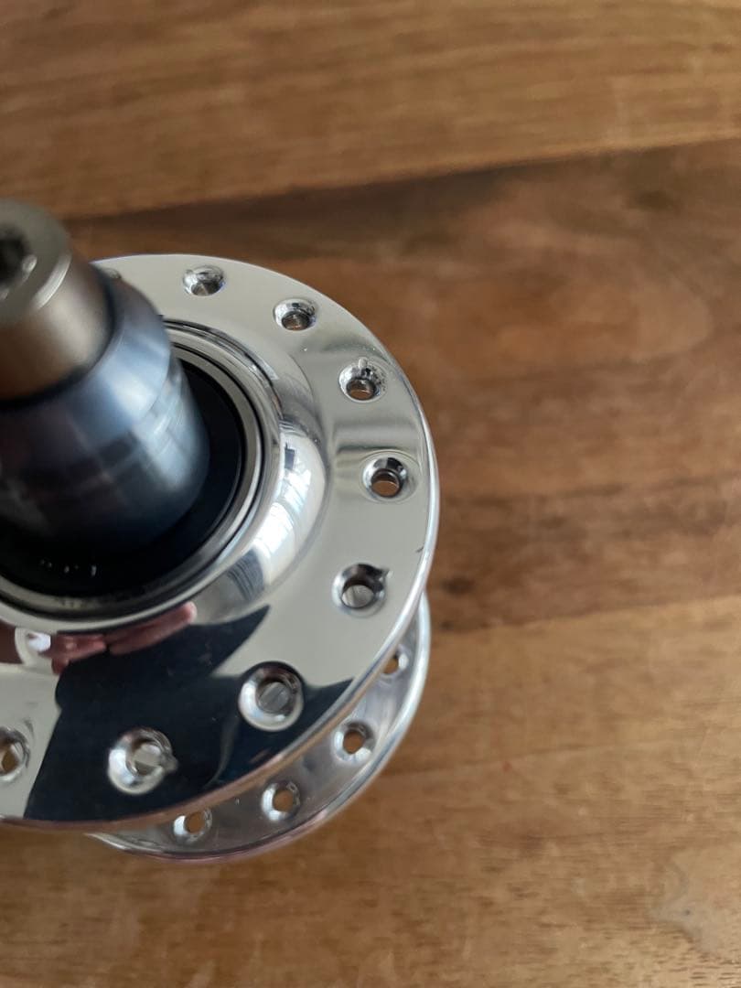 Philwood \"Pro\" Brompton Front Hub シルバー