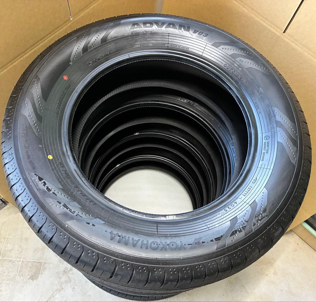 新車外し 4本セット ヨコハマタイヤ アドバン 225/65R17 2025年製