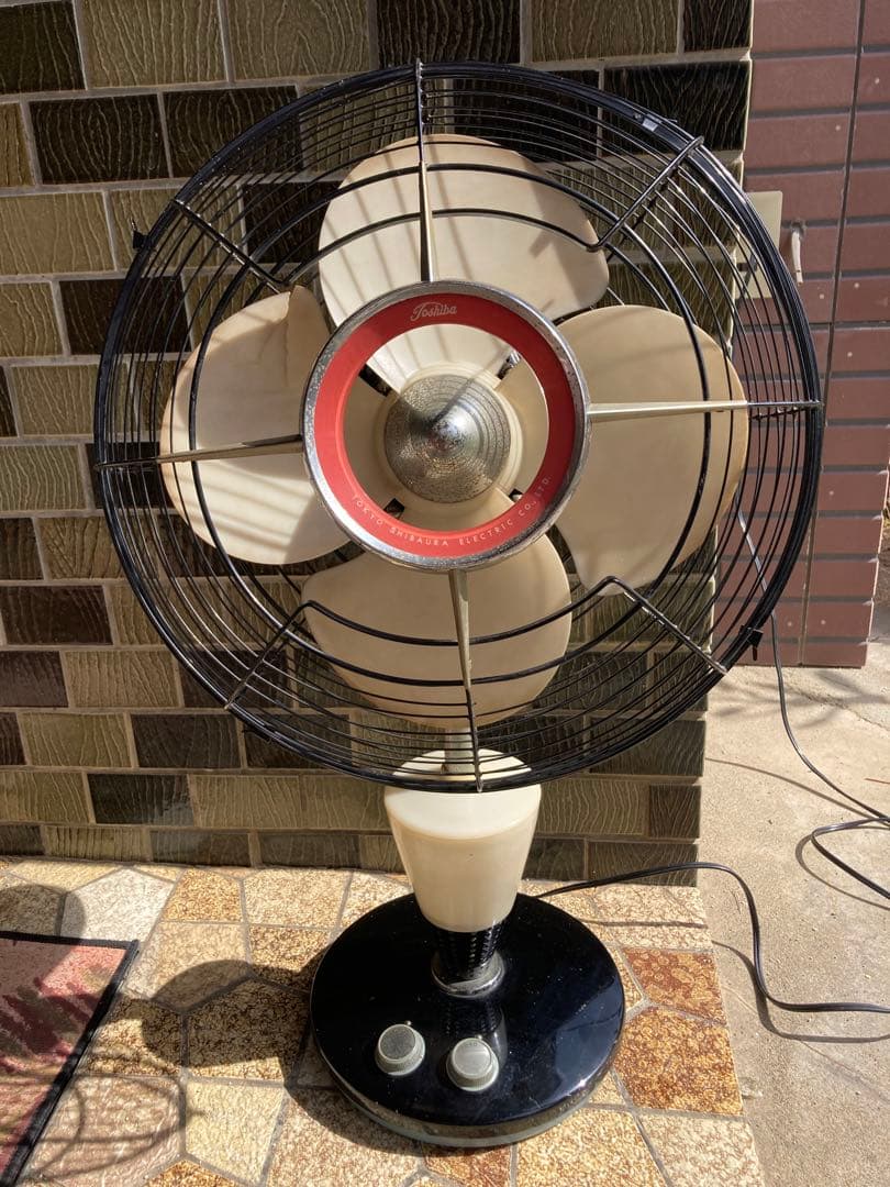 扇風機 昭和レトロ 東芝 Toshiba 夕顔 LP形 4枚羽根 - メルカリ