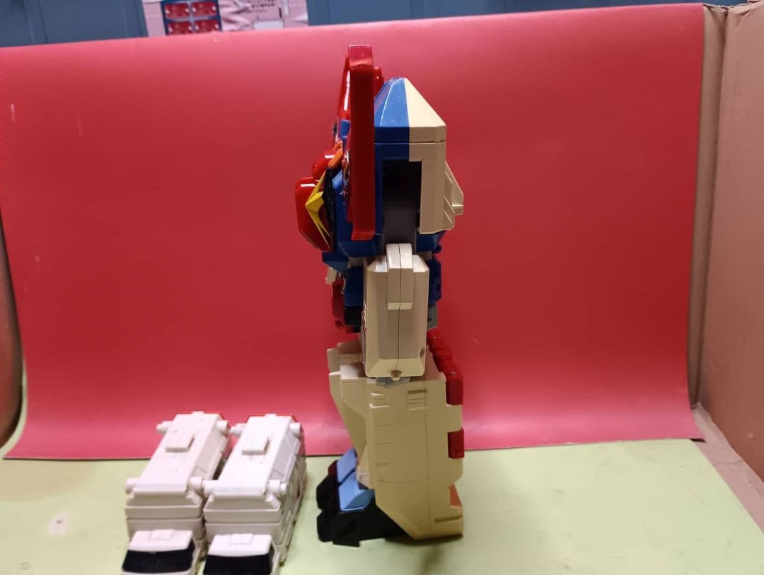 超激レア!中古品 トランスフォーマーザ.バトルスターズ スカイギャリー