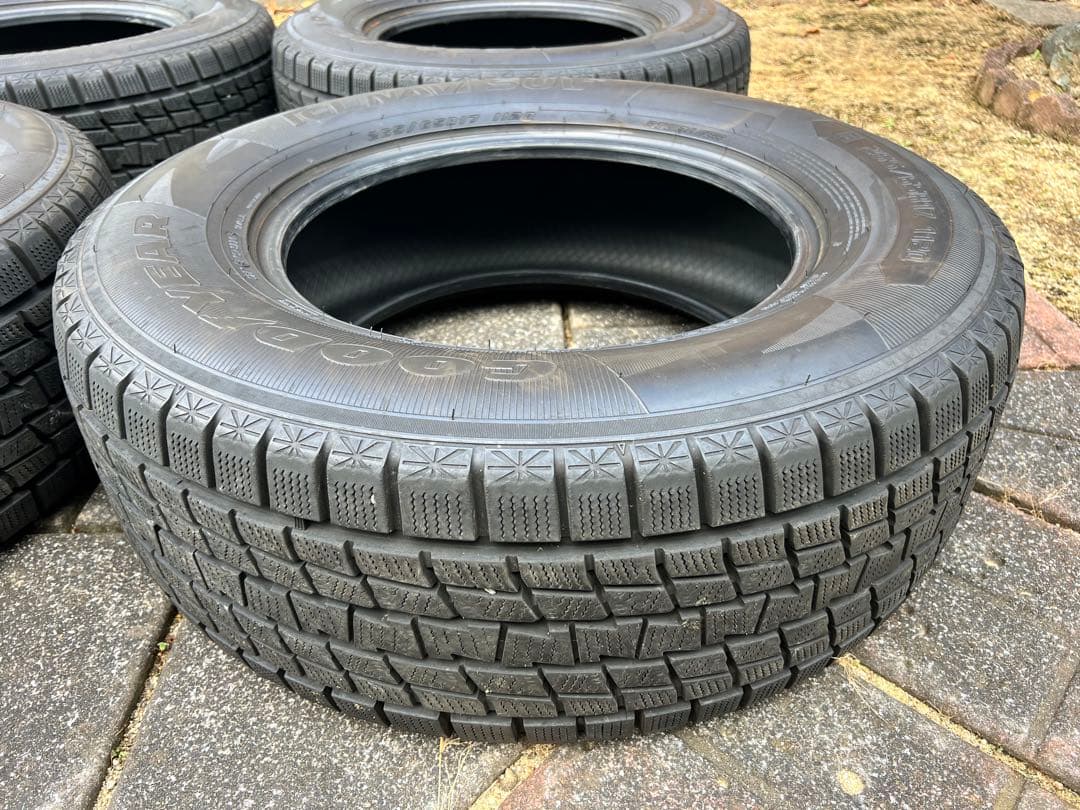 GOODYEAR STUDLESS (265/65/R17)4本セット