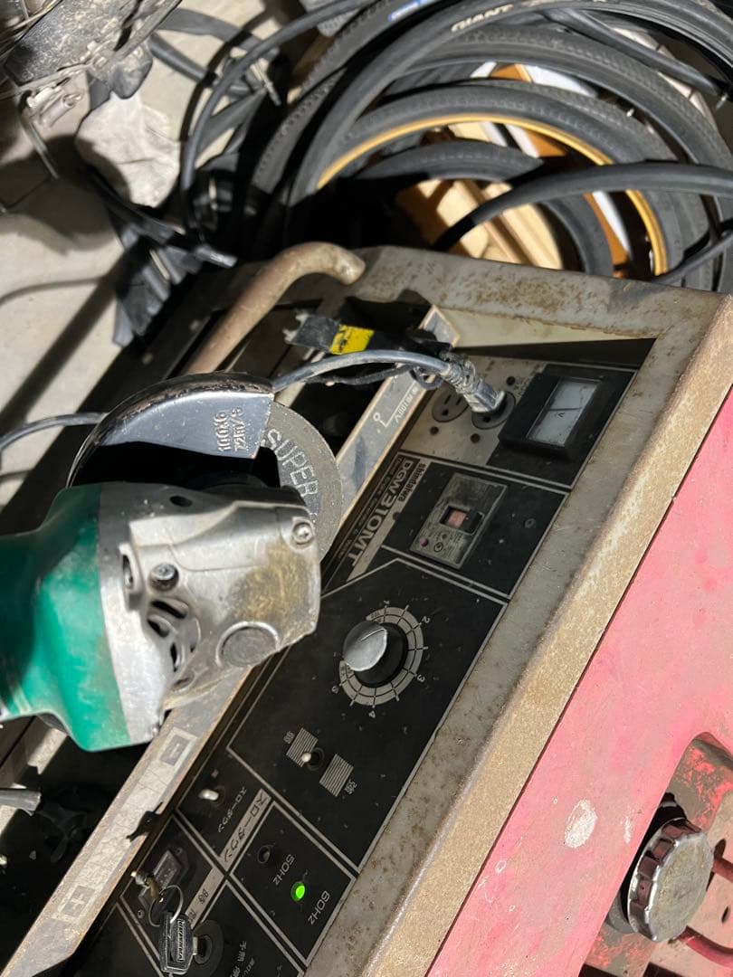 愛知県手渡し希望新ダイDGW310MT 防音型ディーゼルエンジン発電機兼用