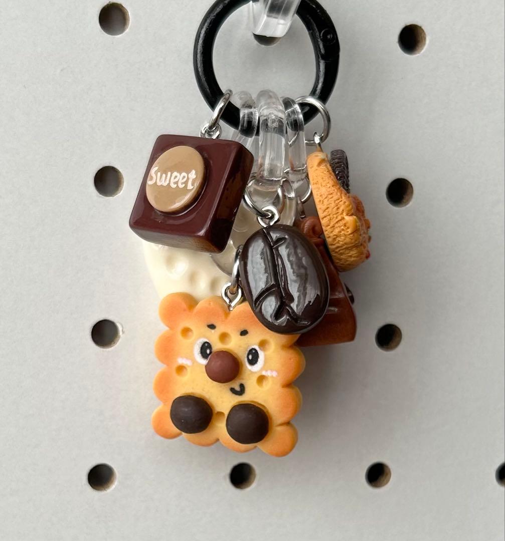 じゃらじゃらキーホルダー【287】 - メルカリ