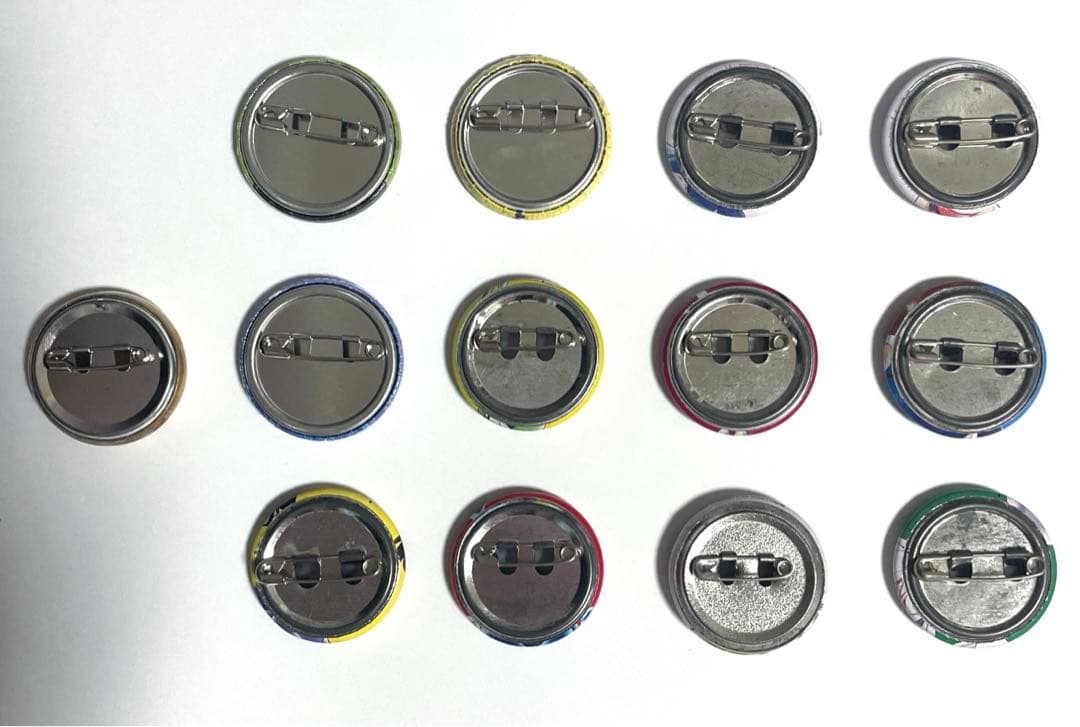 工藤新一 毛利蘭 怪盗キッド 名探偵コナン 缶バッジ 2000 コミックフェア