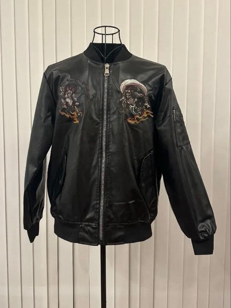 UABONI 【ユアボニ】 ジャケット 風神 雷神 刺繍 フェイクレザー UABONI ユアボニ 風神 雷神 刺繍 フェイクレザー ジャケット 52サイズ