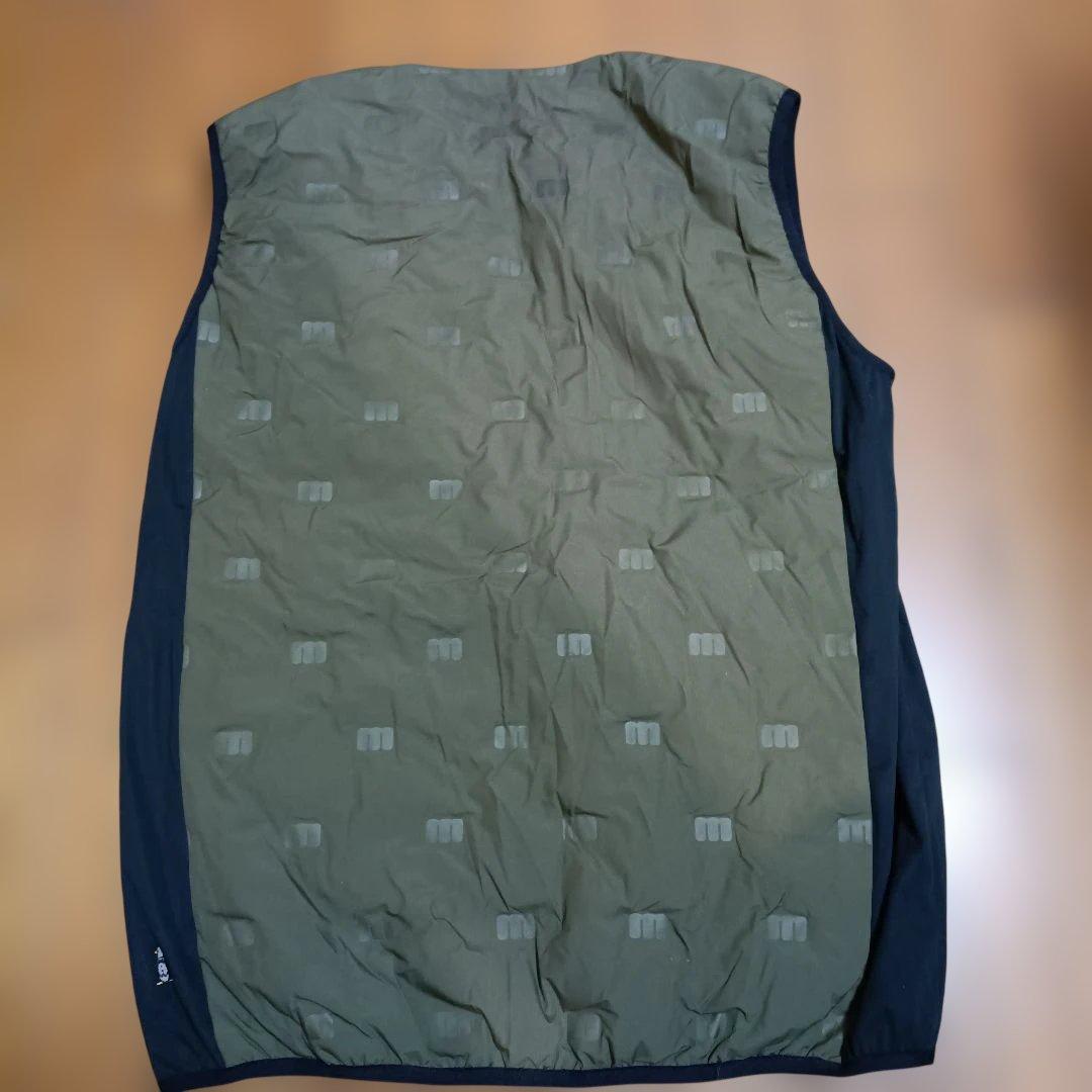 マンシングウェア 光を熱に変える ヒートナビ ＋5℃ ダウンベスト L 美