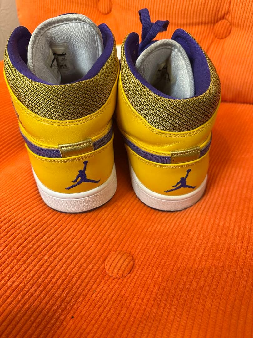 靴 Nike Air Jordan 1 Mid LAKERS \"Lakers\"