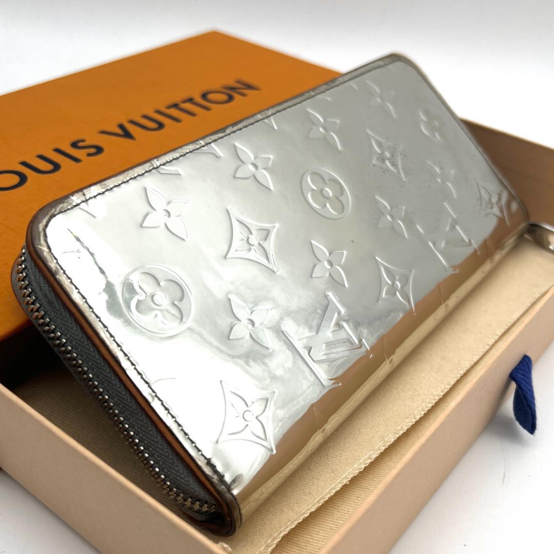 ルイヴィトン モノグラム ミロワール ヴェルティカル シルバー 長財布 A666 楽天市場】【新品】 ルイヴィトン 長財布 ジッピーウォレット ヴェル