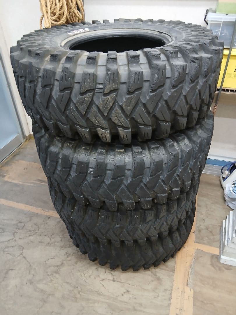 MAXXIS トレパドール37×12.5R17