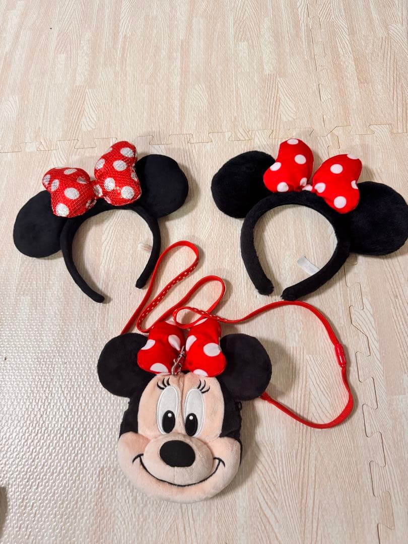 ミニーちゃんポシェットパスケース付 カチューシャ 2つ(ノーマル