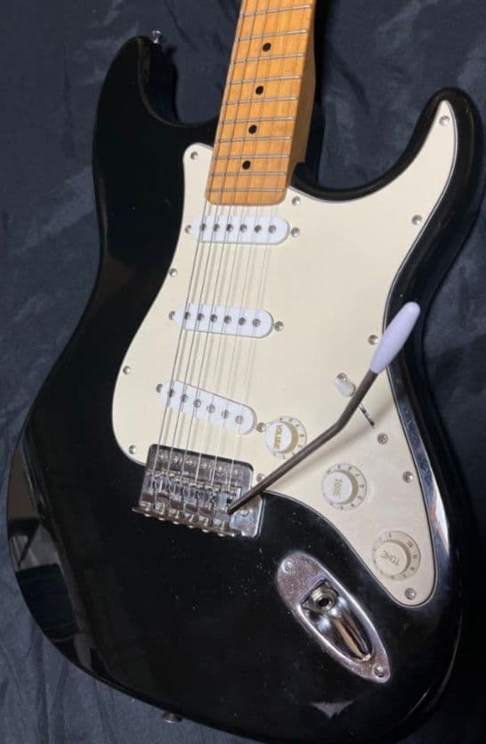 【Vision】ストラトタイプ・エレキギター