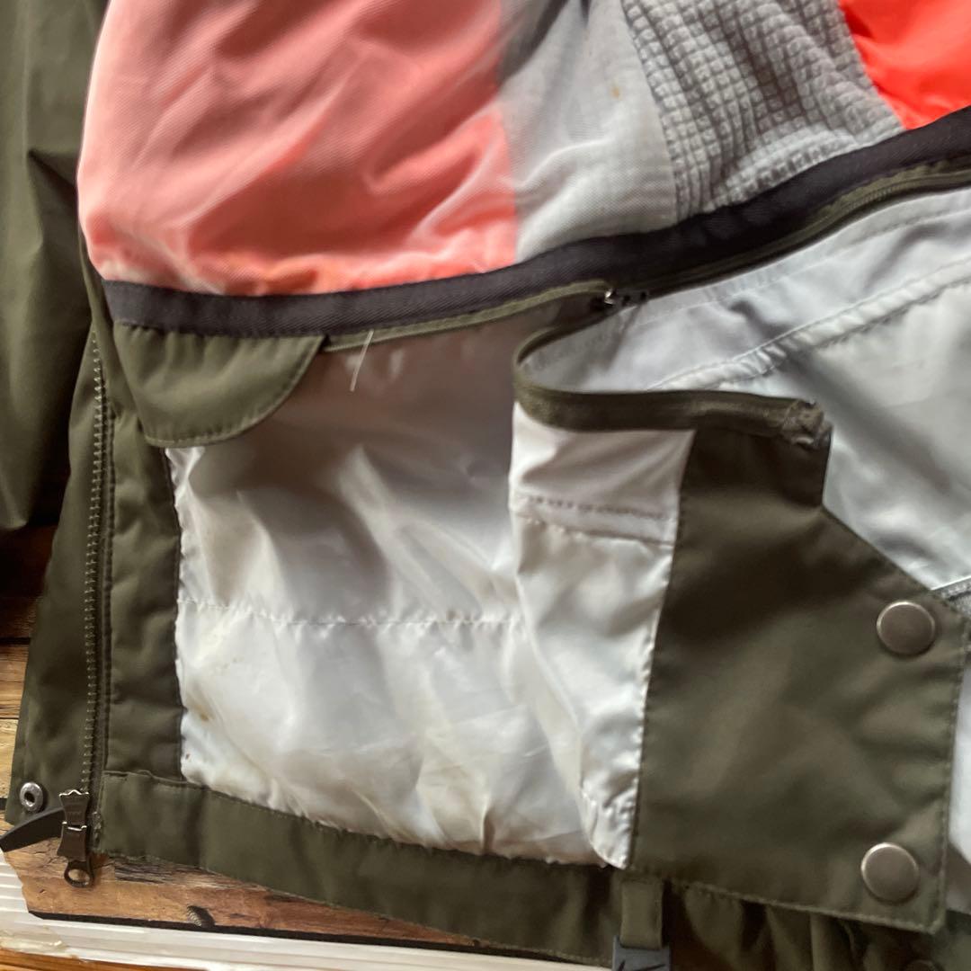 スノー仕様のNIKE SBジャケットHUDSON PARKAナイキSB(S)