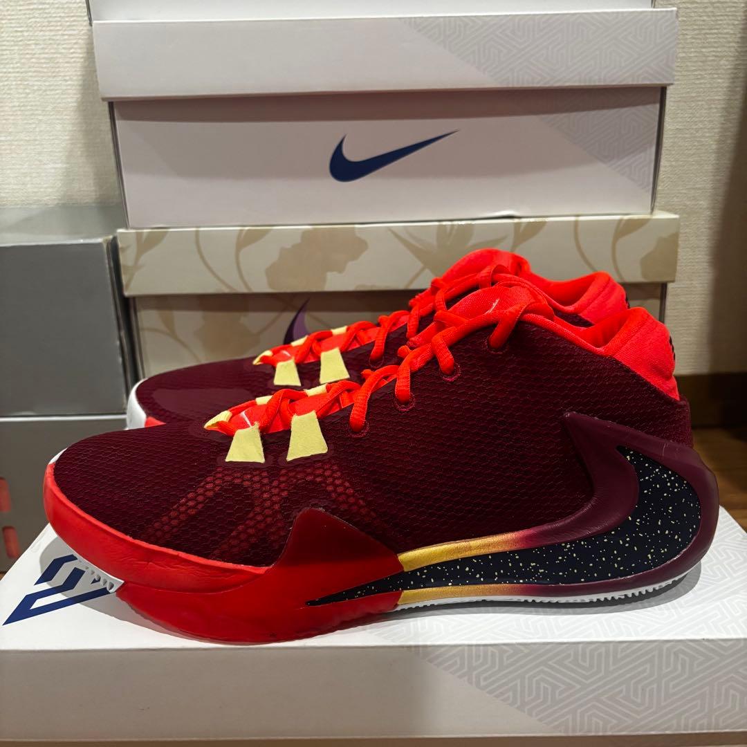 お値下げ不可 ナイキ ズーム フリーク 1 バスケットボールシューズ NIKE ZOOM FREAK 1 'BUCKS' ナイキ ズーム フリーク 1 ヤニス