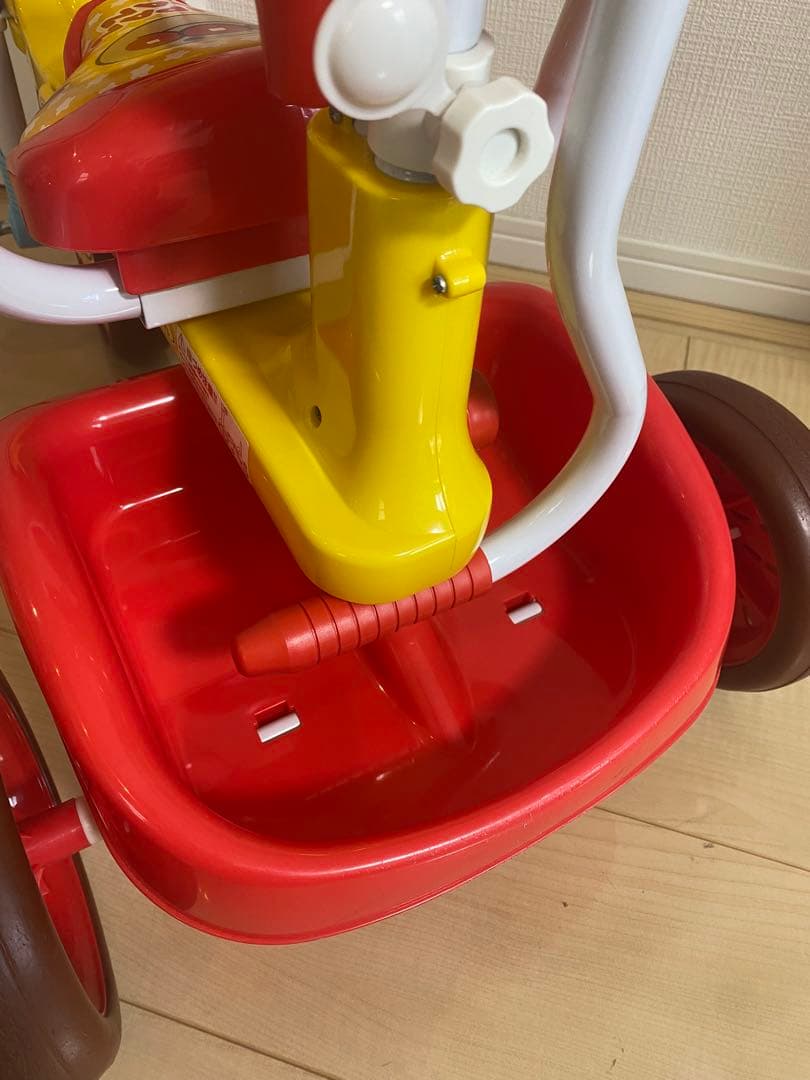 【美品】★それいけ！アンパンマンオールインワンUPII折りたたみ三輪車