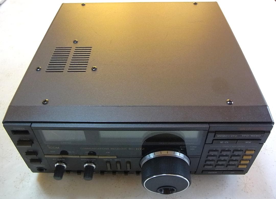 ICOM IC-R72 受信機 (100KHz～30MHz） - メルカリ