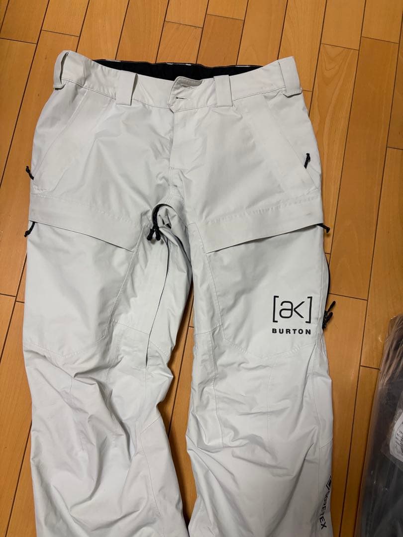 Burton AK Swash（スウォッシュ）　Mサイズ Amazon.com : Burton 100011BAGBXLRegular Men's [ak] Swash Gore-TEX