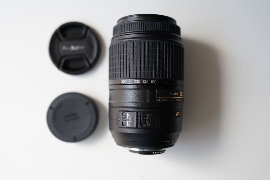 Nikon AF-S DX 55-300mm f4.5-5.6 望遠ズームレンズ
