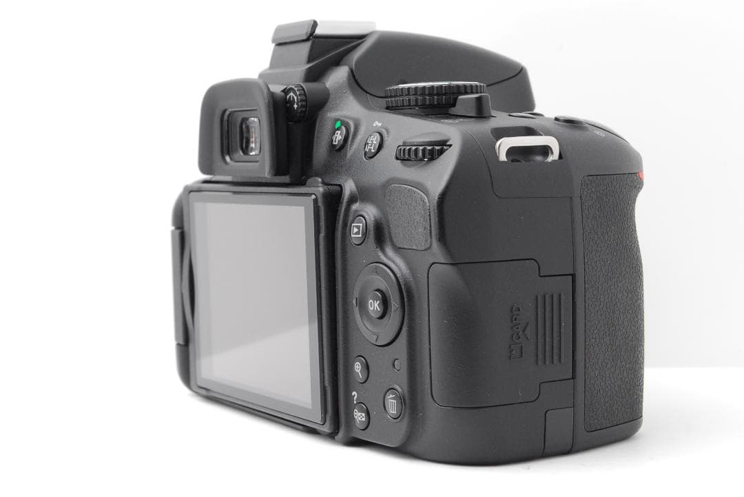 新品級ショット数】Nikon D5100 スマホ転送 ダブルレンズ 自撮り