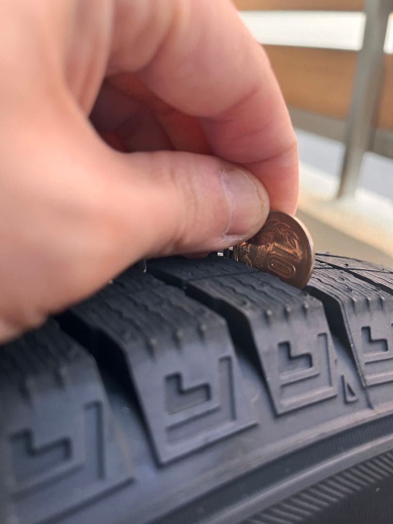 01様専用【バリ溝有り】ダンロップ スタッドレスタイヤ4本セット WM03