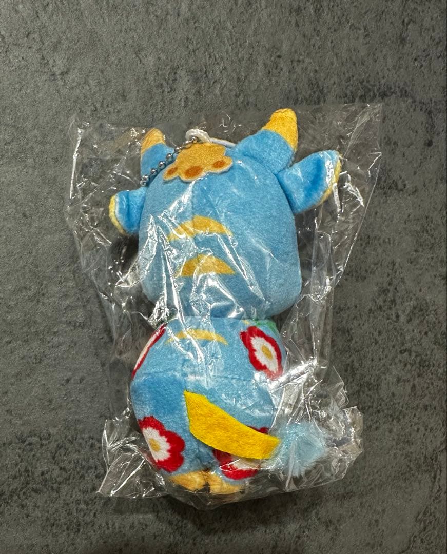 万博　ペルー　ピンバッチ　ぬいぐるみ　マグネットピン　3点セット