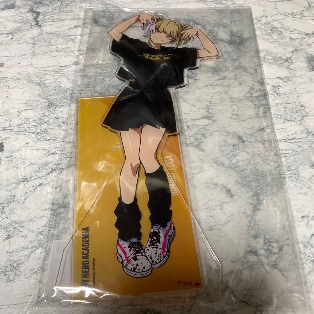 ヒロアカ ベースヤード アクリルメガフィギュア トガヒミコ 缶バッジ