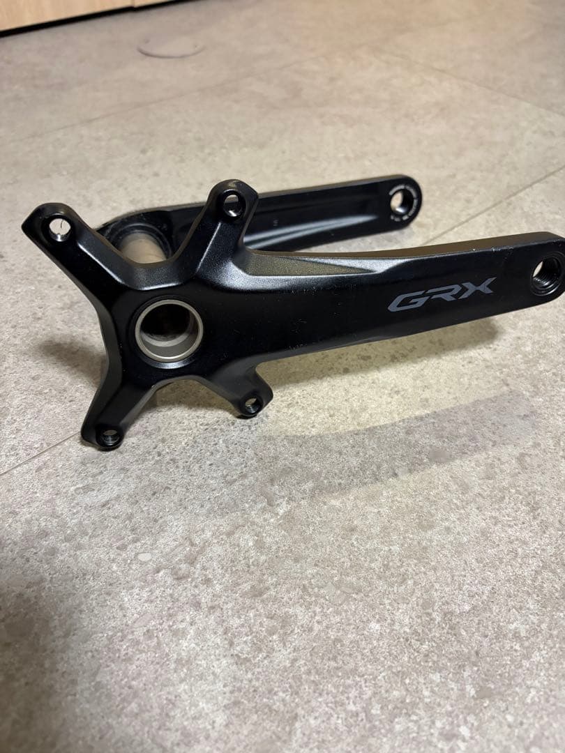 Shimano GRX FC-RX600 クランクアーム 170mm Shimano GRX FC-RX600 11-Speed Crankset [EFCRX600111EXB0]