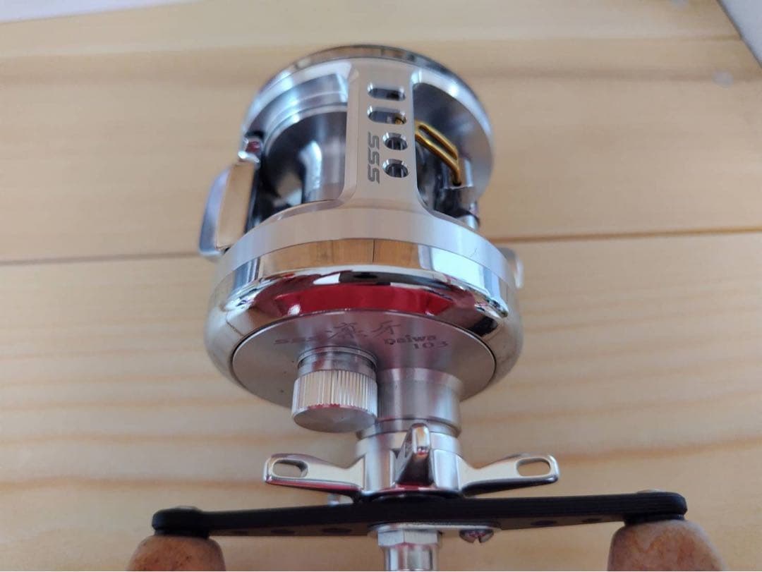 ダイワ　ミリオネアHL103 凛牙SSS　右巻き