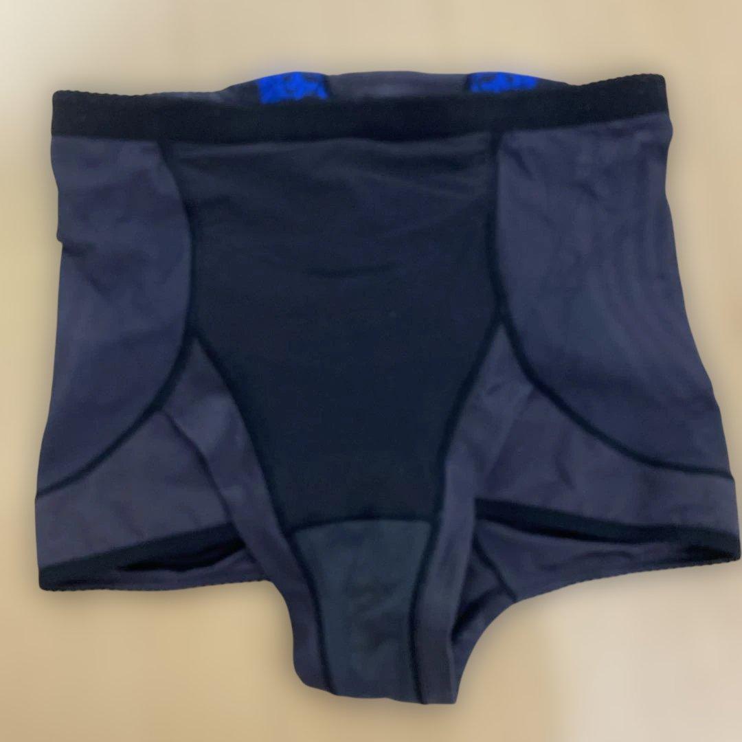 マルコ カーヴィシャス ショートガードル Q 補整下着 - メルカリ