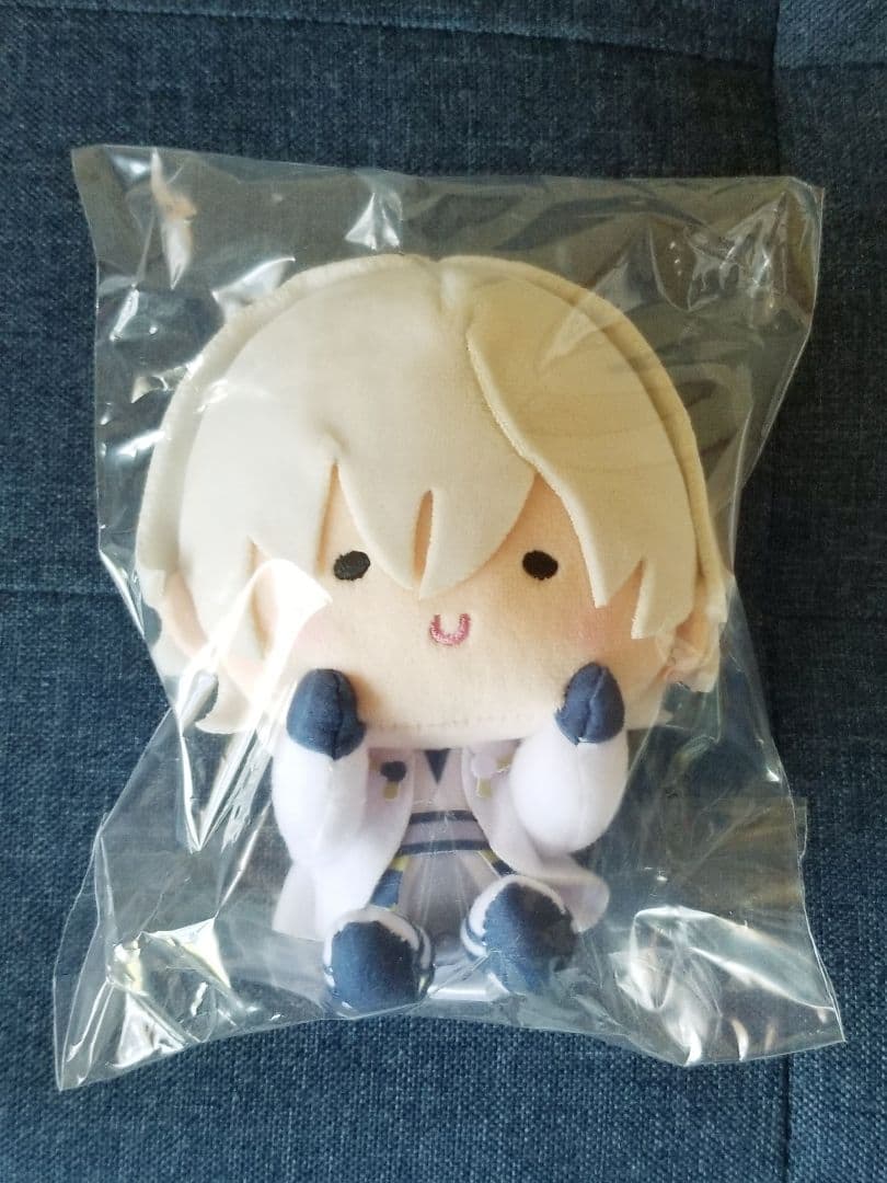 ファミリーマート限定 刀剣乱舞 んまほっぺ マスコットぬいぐるみ 鶴丸