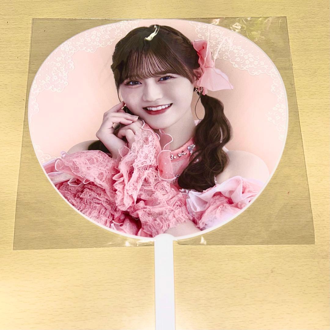 LOVEアリーナツアー2025個別ビッグうちわ 髙松瞳 魔法少女 - メルカリ